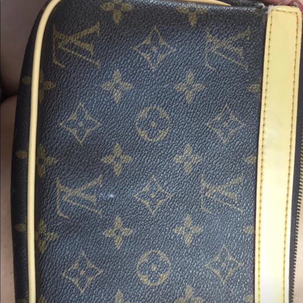 Louis Vuitton cross body
